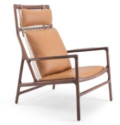 Dedo Lounge Chair in Walnut