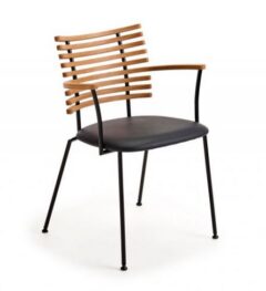 Naver GM Tiger Armchair in Leather